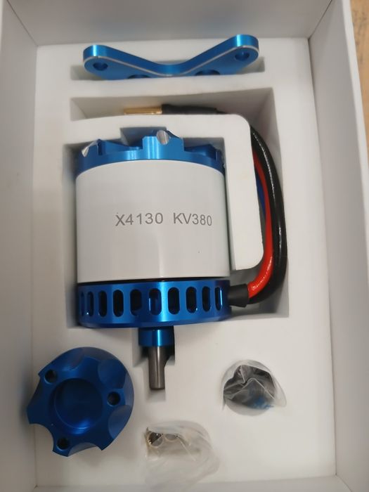 SunnySky X4130 KV380