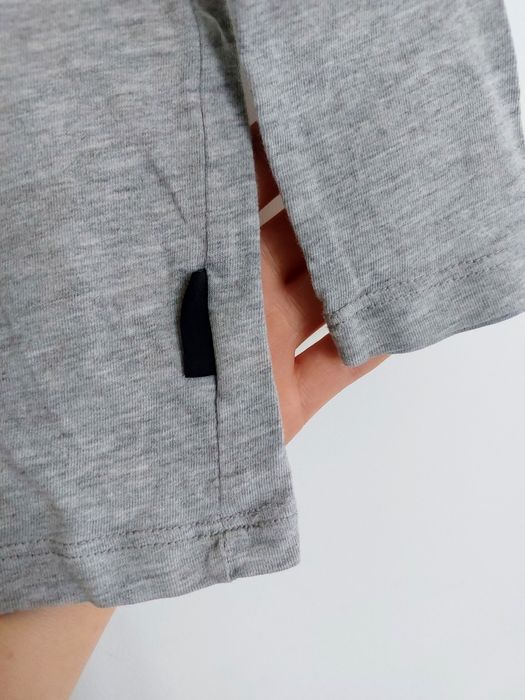 Cienka bluza. Reserved