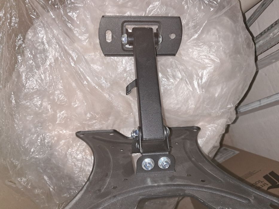 Кріплення підвіс кронштейн для телевізора