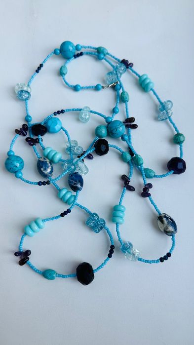 Довгі буси натуральні літні блакитні бірюза голубые летние бусы яркие