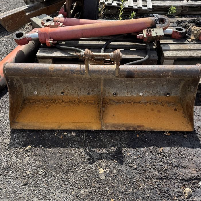 Minikoparka BOBCAT 337  waga 5 ton