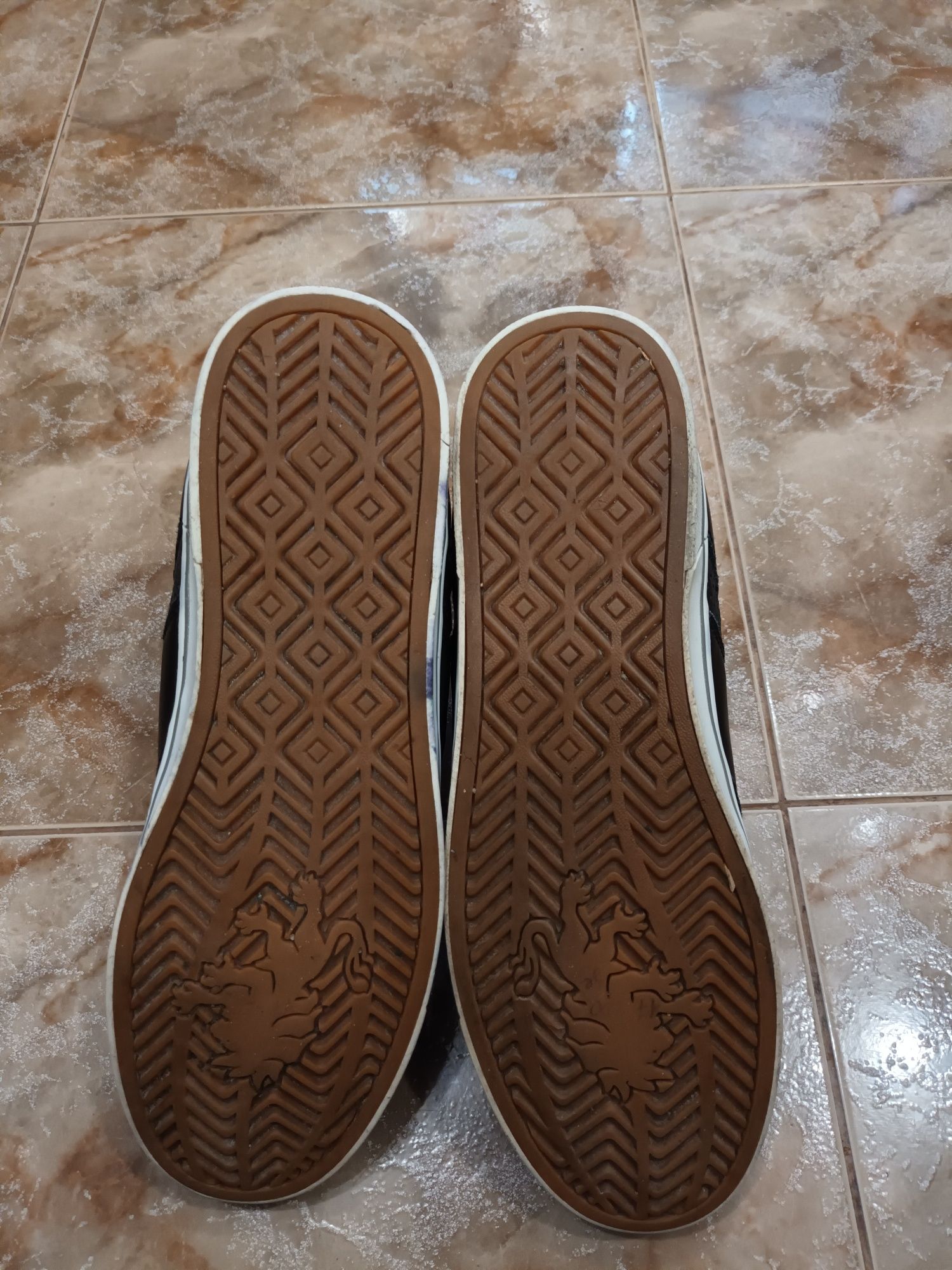 Кроссовки Vlado Footwear  кожа