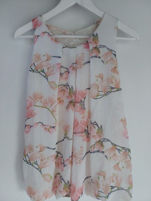 Bluzka w kwiaty r S/M
