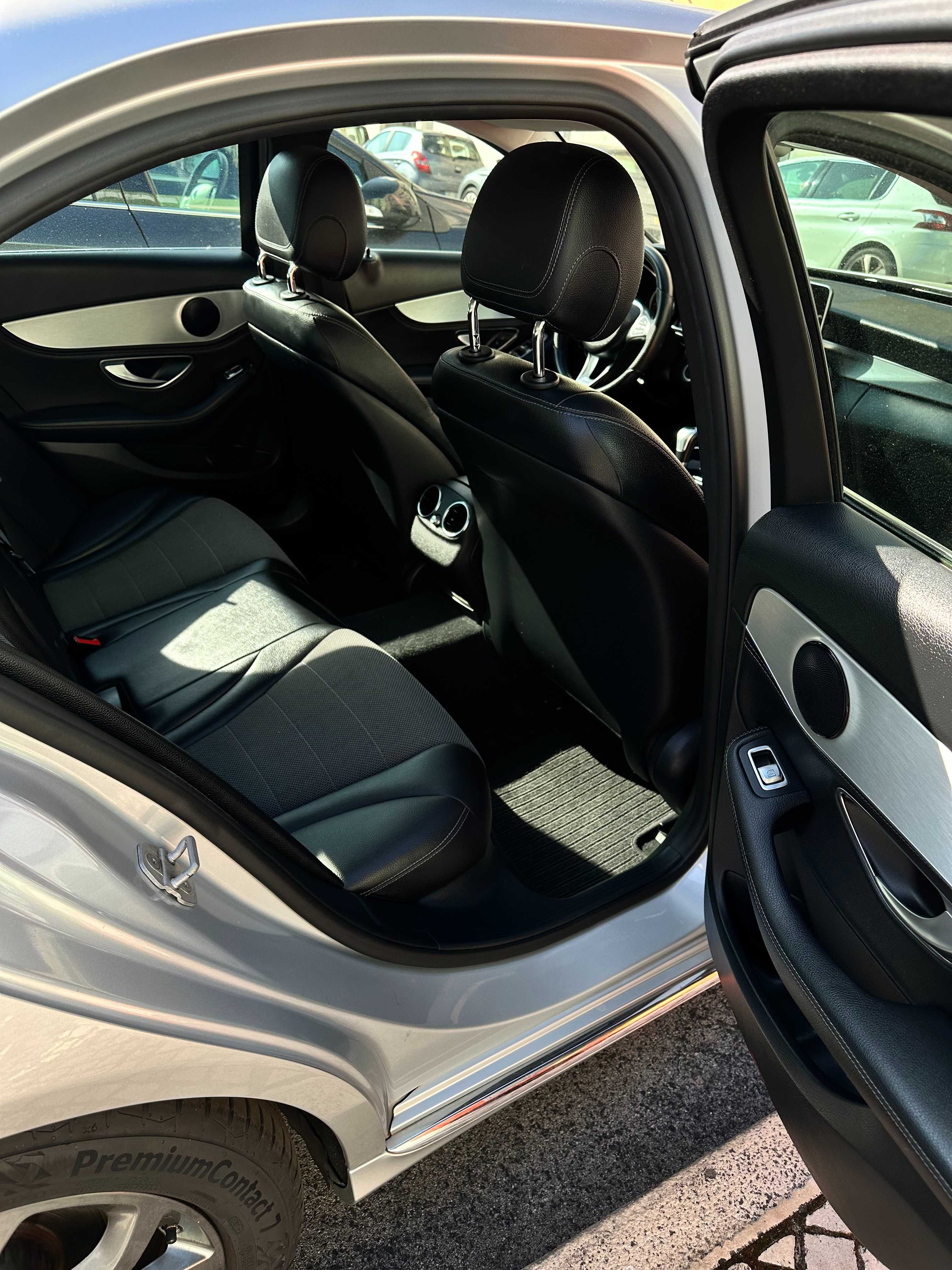 MercedesBenz C200d Sedan - 2017 - 6Vel. Manual - 165.000km