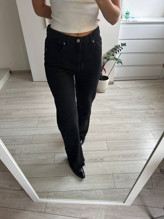 Базові джинси кльош house wideleg