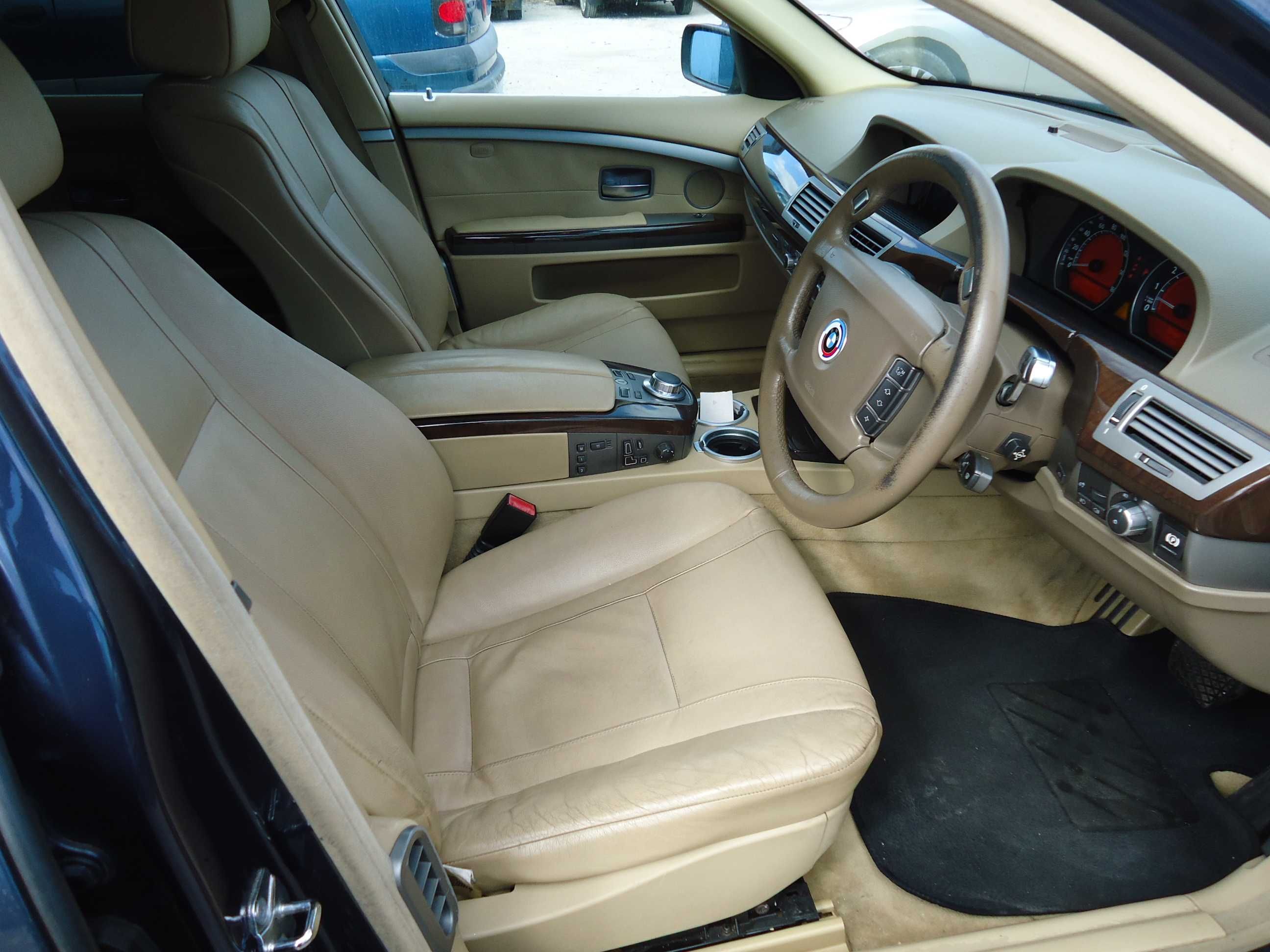 BMW 750 Li (N62B48B) de 2007 Peças/ Completo