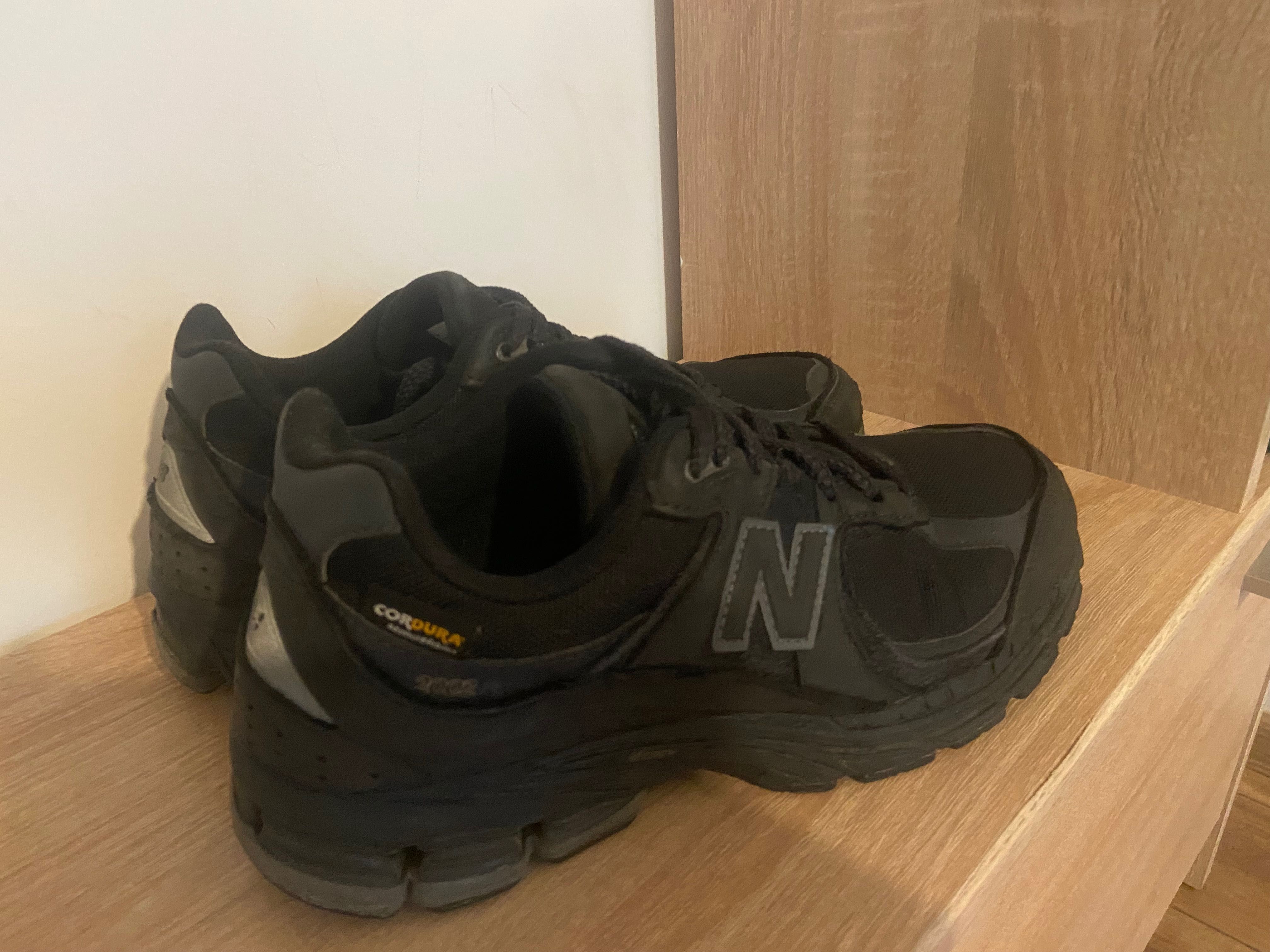 New Balance CORDURA 2002