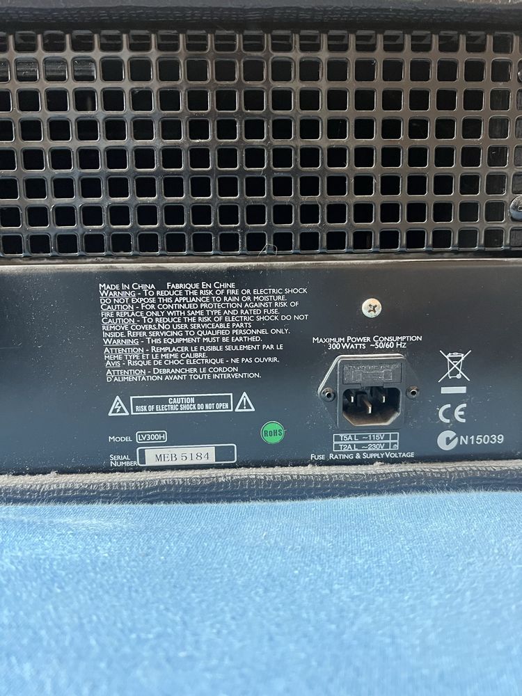 Wzmacniacz Laney plus footswitch