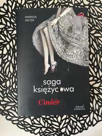 Saga księżycowa Cinder Marissa Meyer