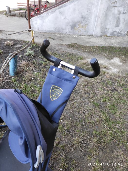 Велосипед с ручкой