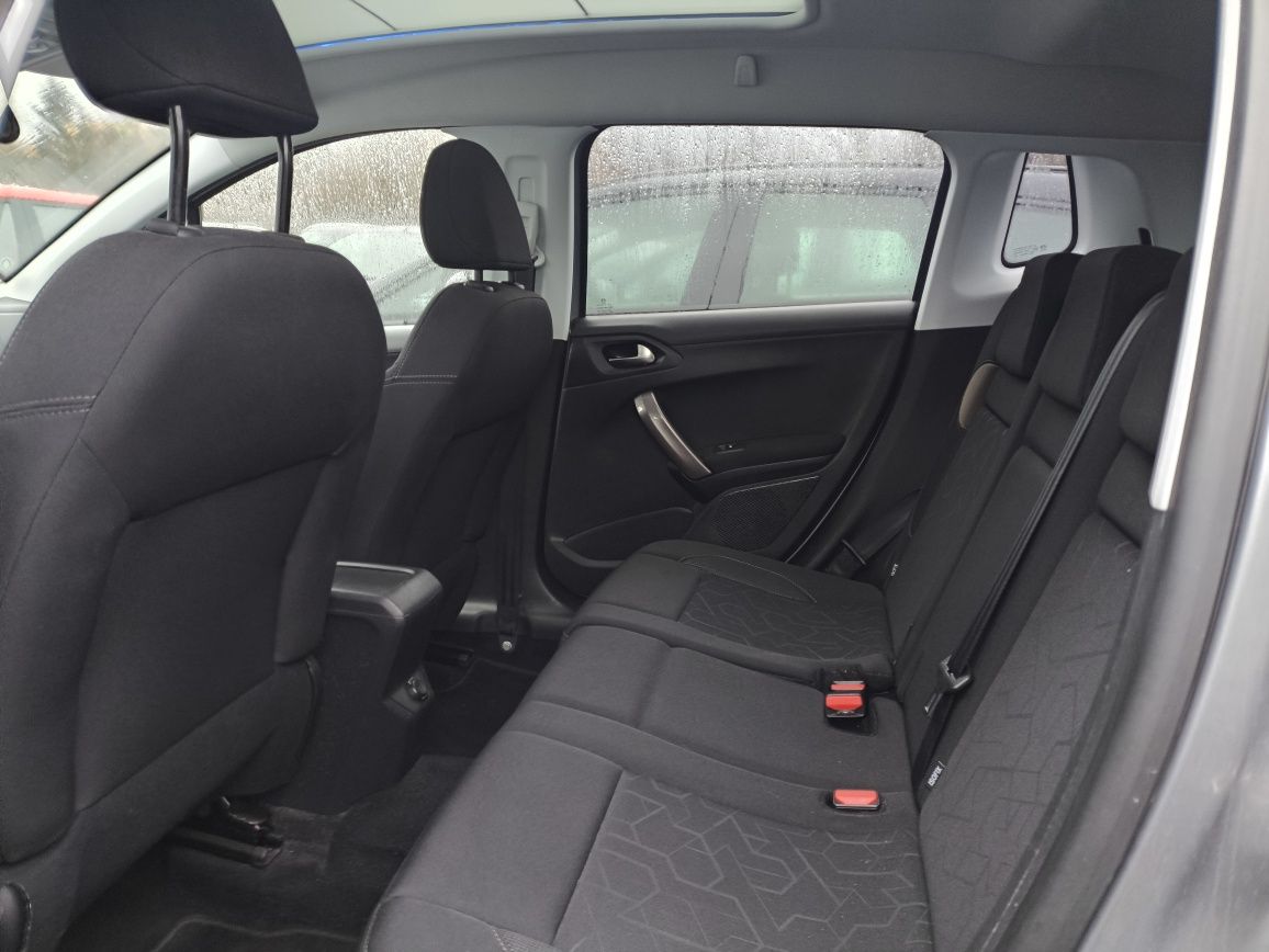Peugeot 2008 1,2 Pure Tech 110 KM zadbany