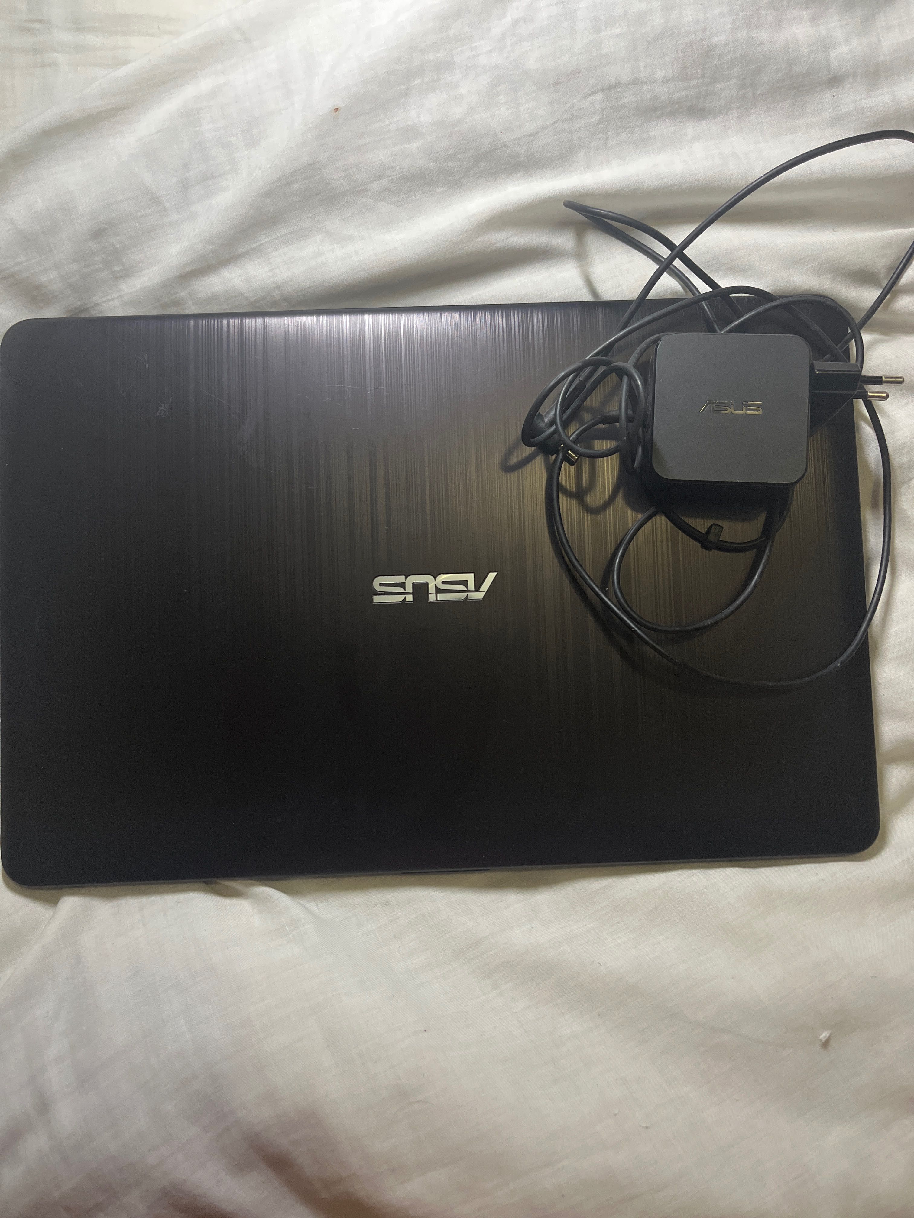 Vendo asus sonicmaster