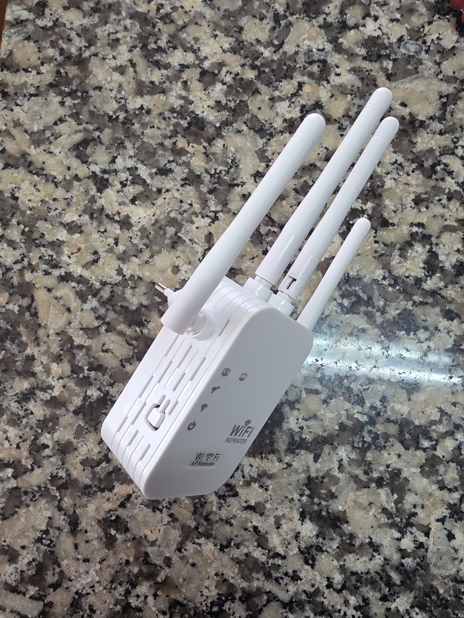 Repetidor WiFi extensor amplificador 1200Mbps 5 GHz e 2,4 GHz
