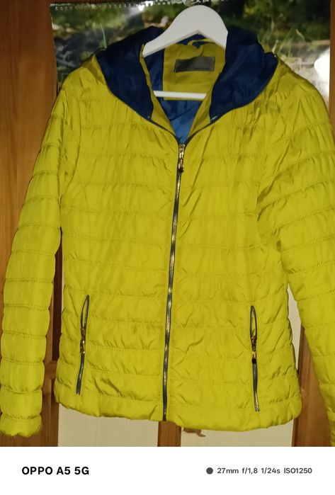 Śliczna kurtka damska.