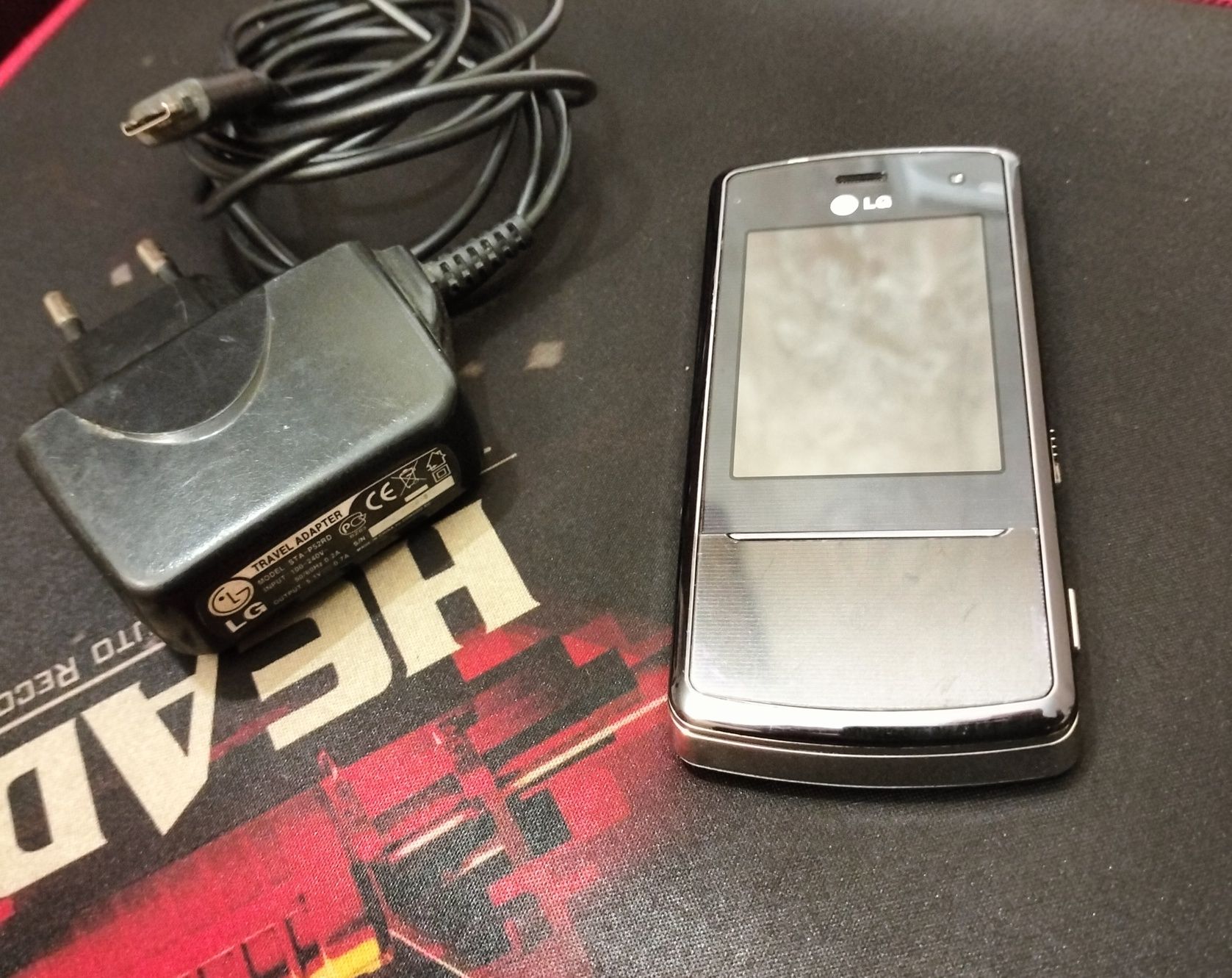 LG KF 510 dark grey в хорошем состоянии
