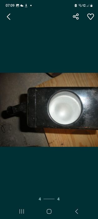 PKP stara popielniczka i lampa kolejowa.