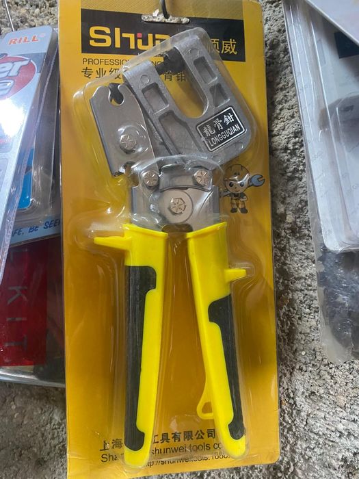 Alicate de agrafar  chapas em pladur novo e selado