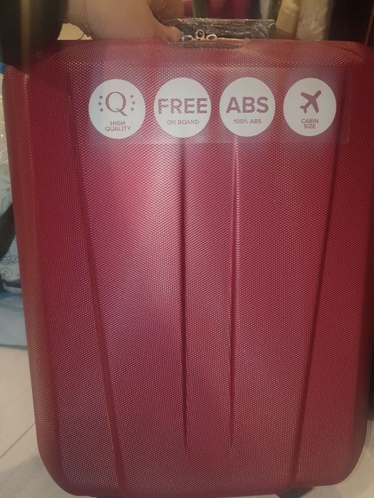 Walizka free on board Puccini Nowa z metką