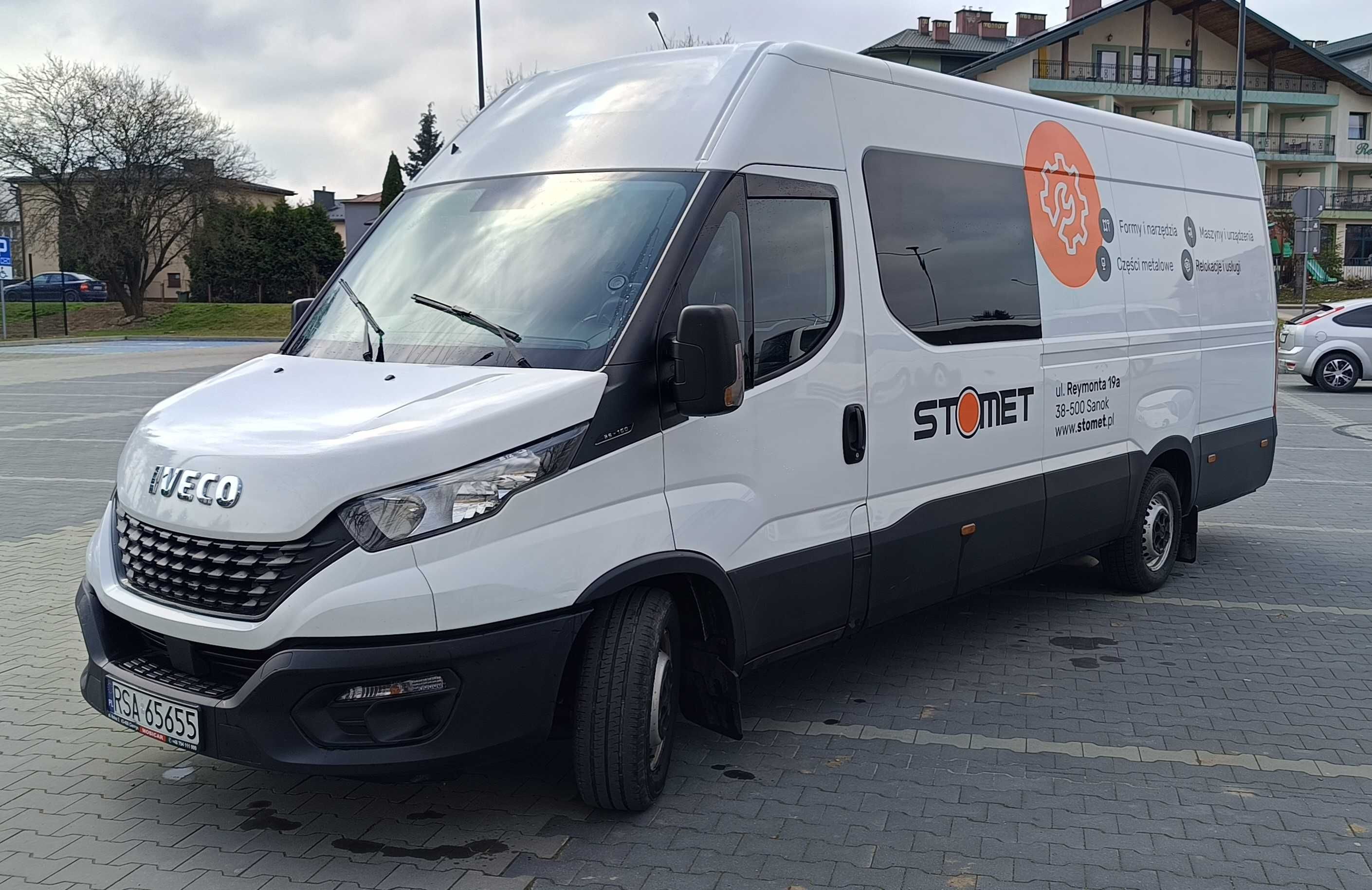 Iveco DAILY 35S16 L4H2 BRYGADÓWKA-7 miejsc