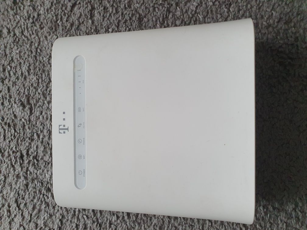 Router , model MF286