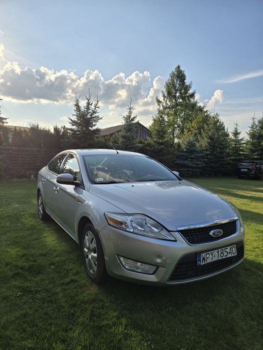 Ford Mondeo sedan 2010