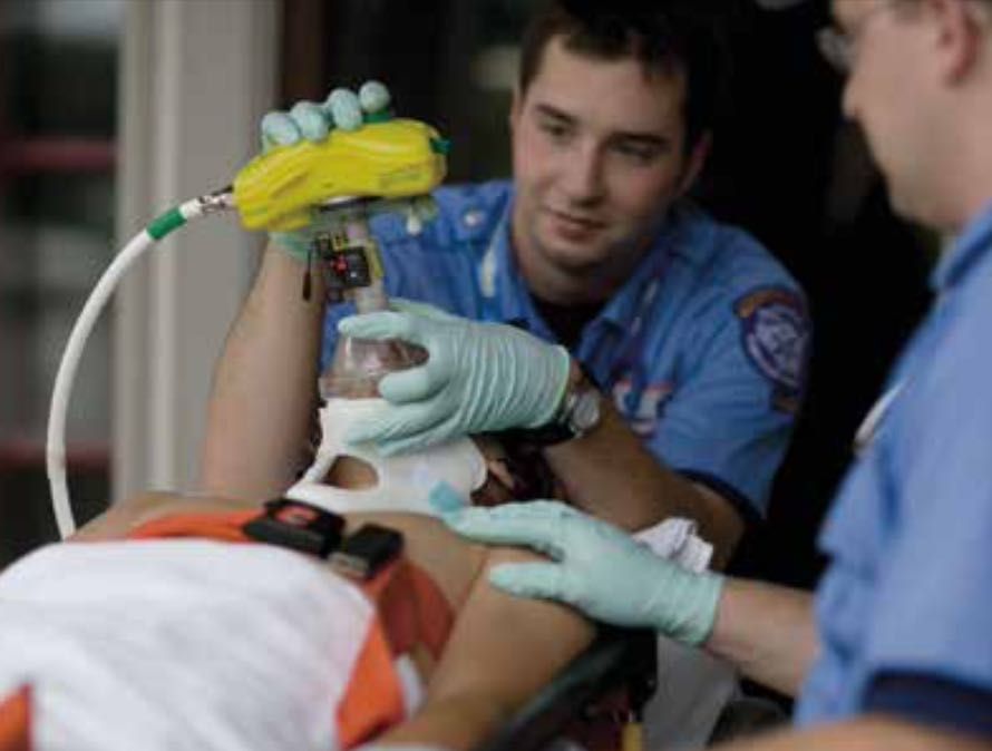 Respirator przenośny Smiths pneupac VR 1 -na motor, ATV, patrol pieszy