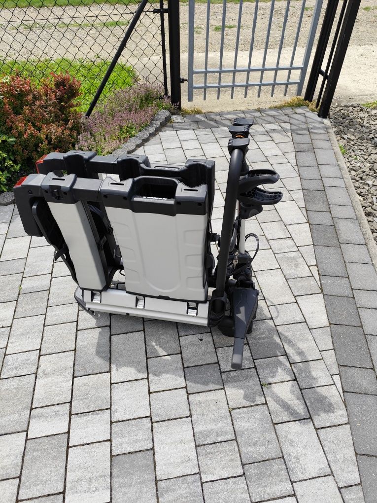 Bagażnik rowerowy Thule EasyFold XT 934 na 3 rowery z pokrowcem