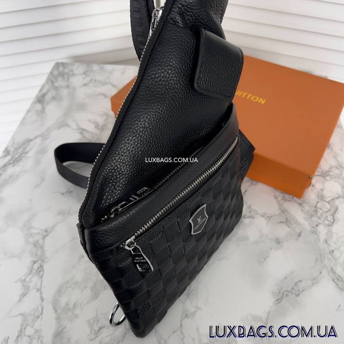 Чоловіча шкіряна сумка слінг Louis Vuitton мужская кожаная