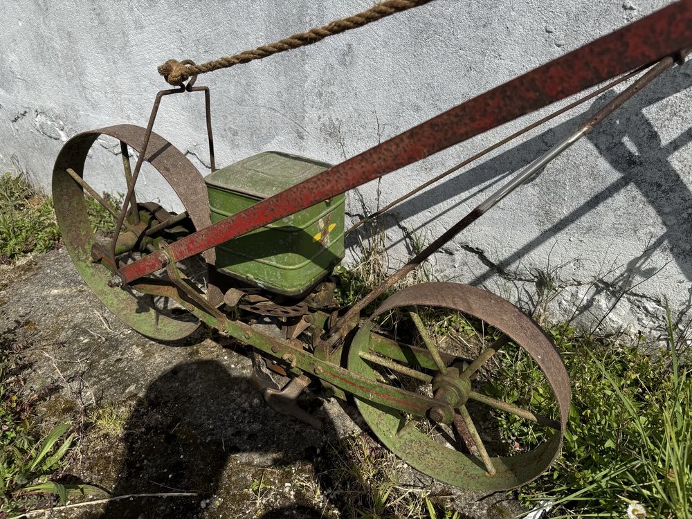 Balança 300kg e semeador