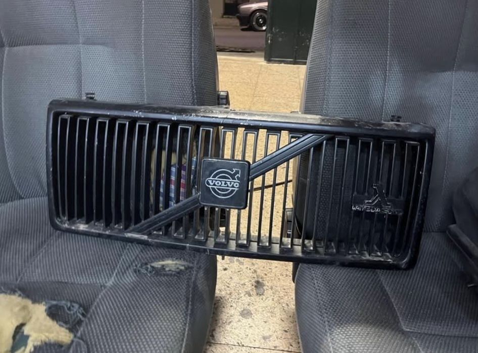 Várias peças Volvo 242/244/245