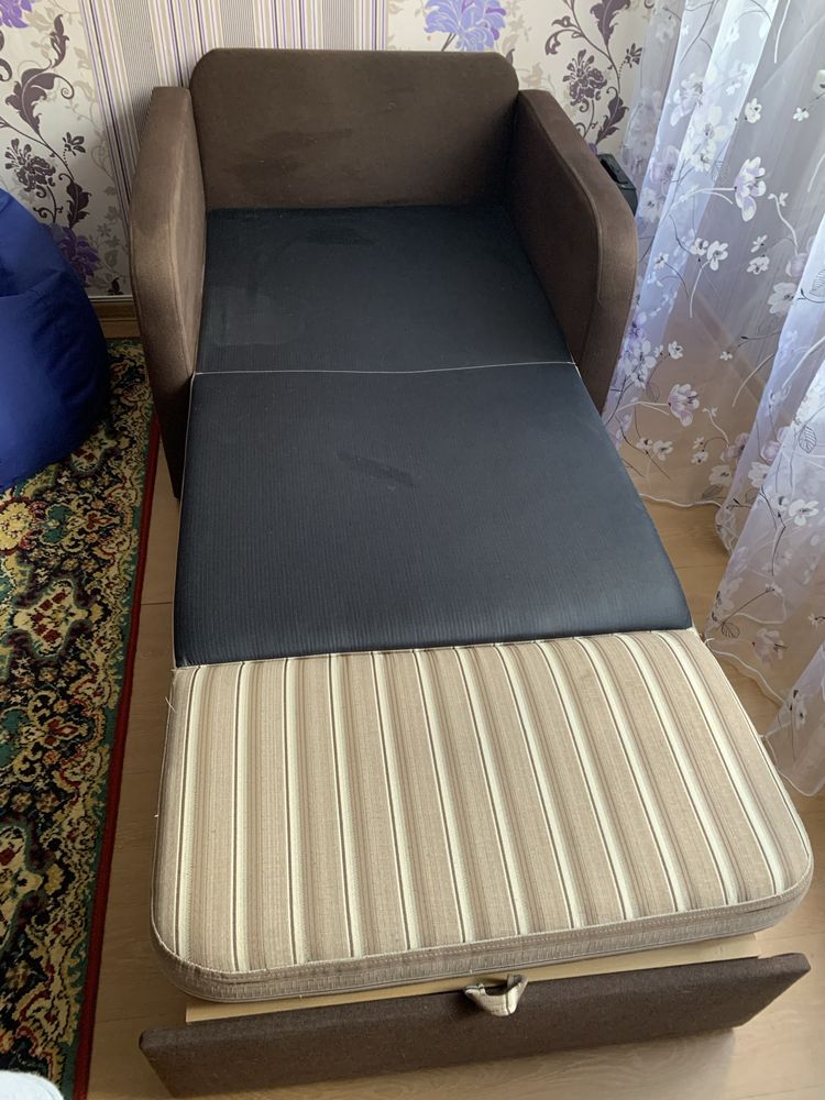 Продам кресло-кровать 2шт