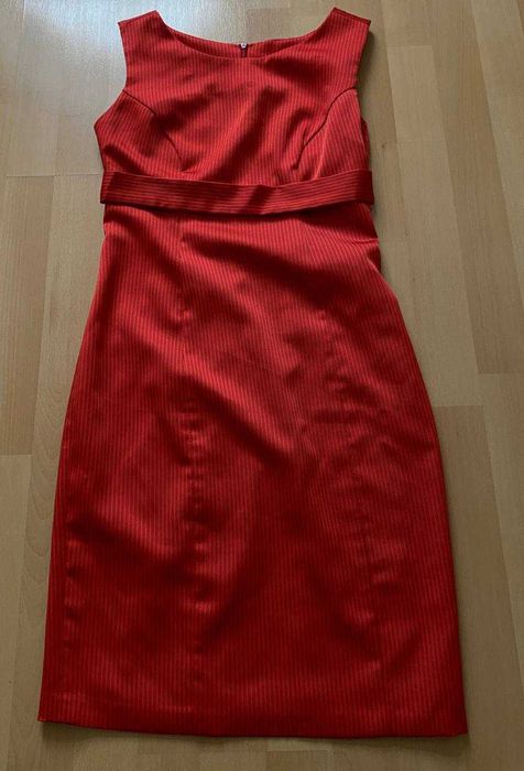 костюм з платтям