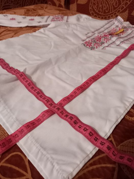 Вишиванка дві нові, розмір 32 та 38