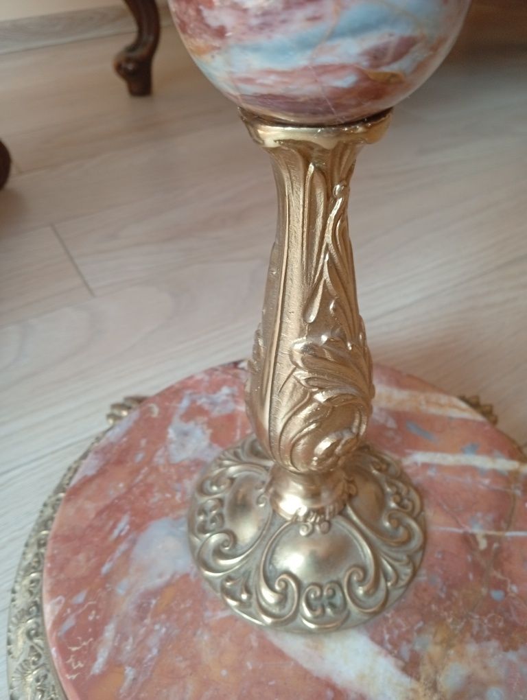 Lampa nocna stojąca