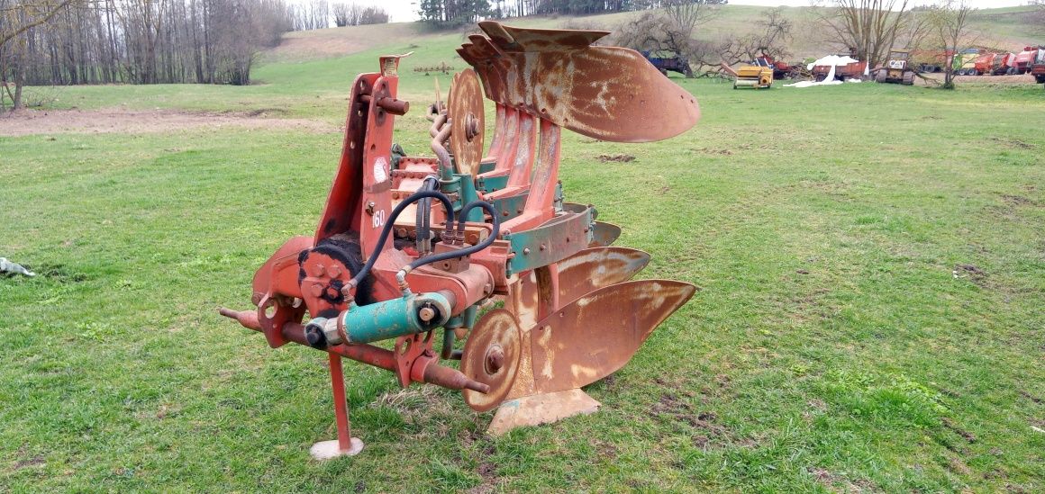 Kverneland F-160 4x14 Pług Obrotowy
