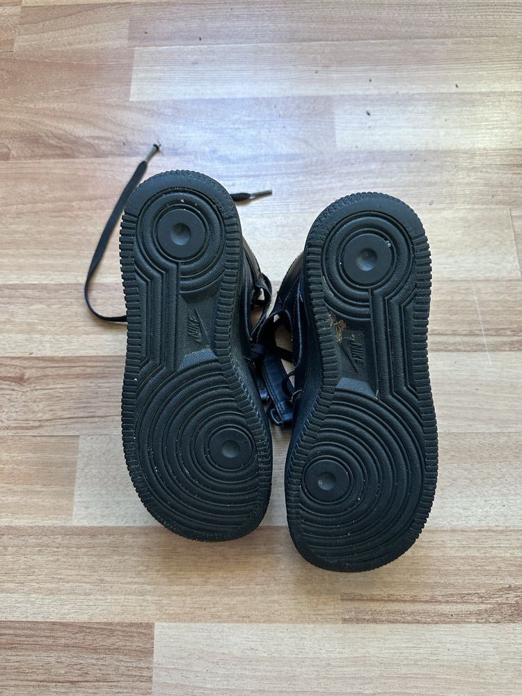 Дитячі кросівки Nike Air Force 1 Mid