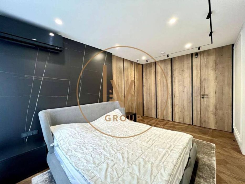 ЖК New York 2х кім. квартира у центрі міста з терасою.