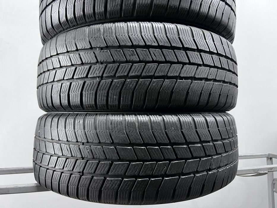 4шт зима 205/60/R16 2021р Barum Polaris 3