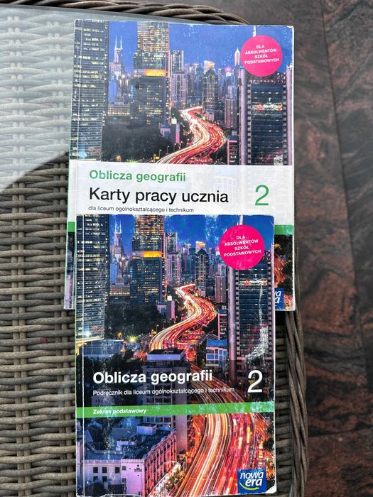 oblicza geografii 2 - podręcznik + karty pracy
