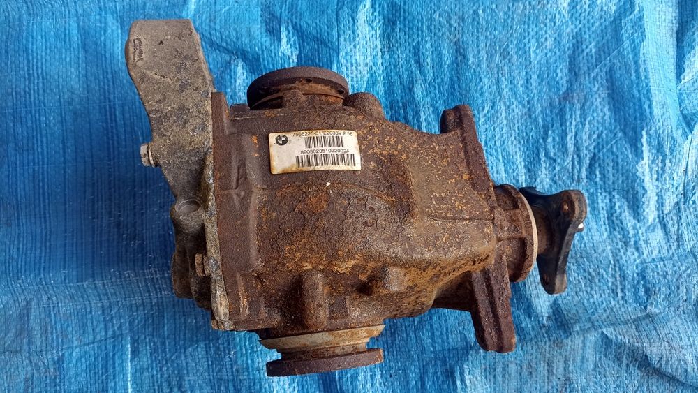 Диференціал (редуктор) BMW 3 E90 E91 2005-2012 р. 2.0 D. N47D20C