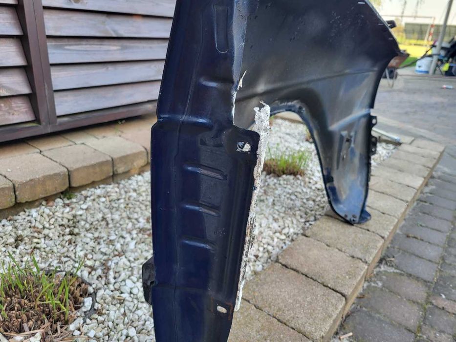 VW Golf II błotnik lewy przód, super stan, bez rdzy!!