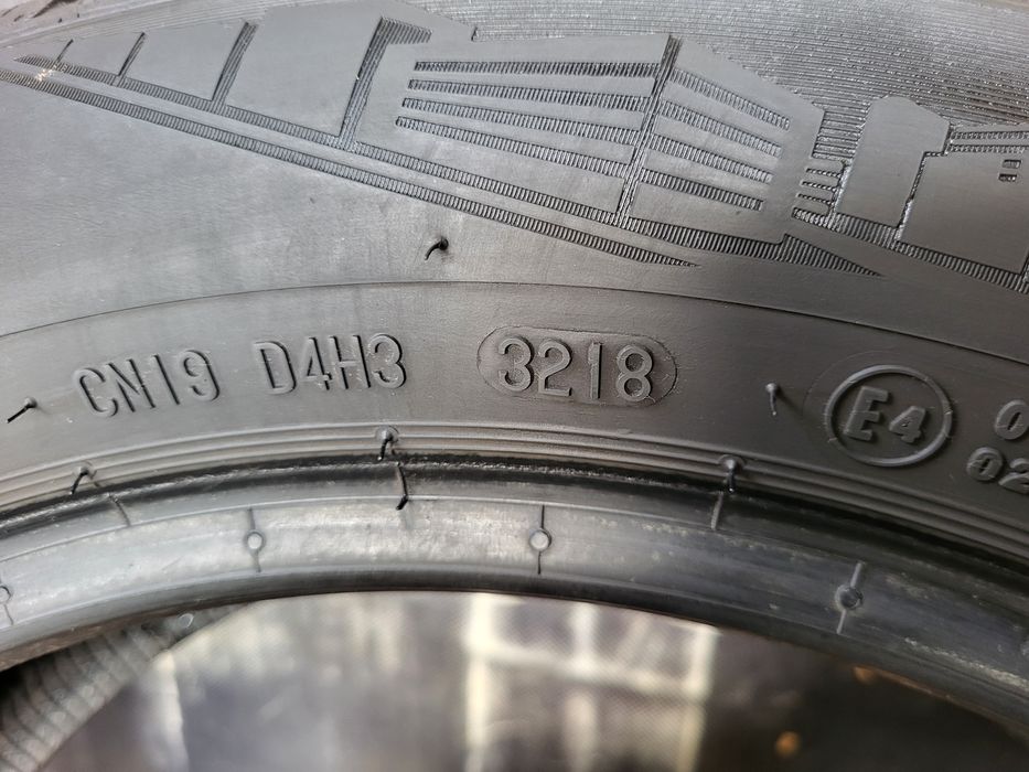 Opony wielosezonowe 195/55/16 Continental 7mm