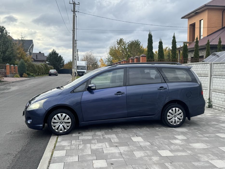 mitsubishi grandis 2004 рік