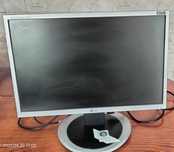 Monitor de pc em otimo estado a trabalhar impecavel.
