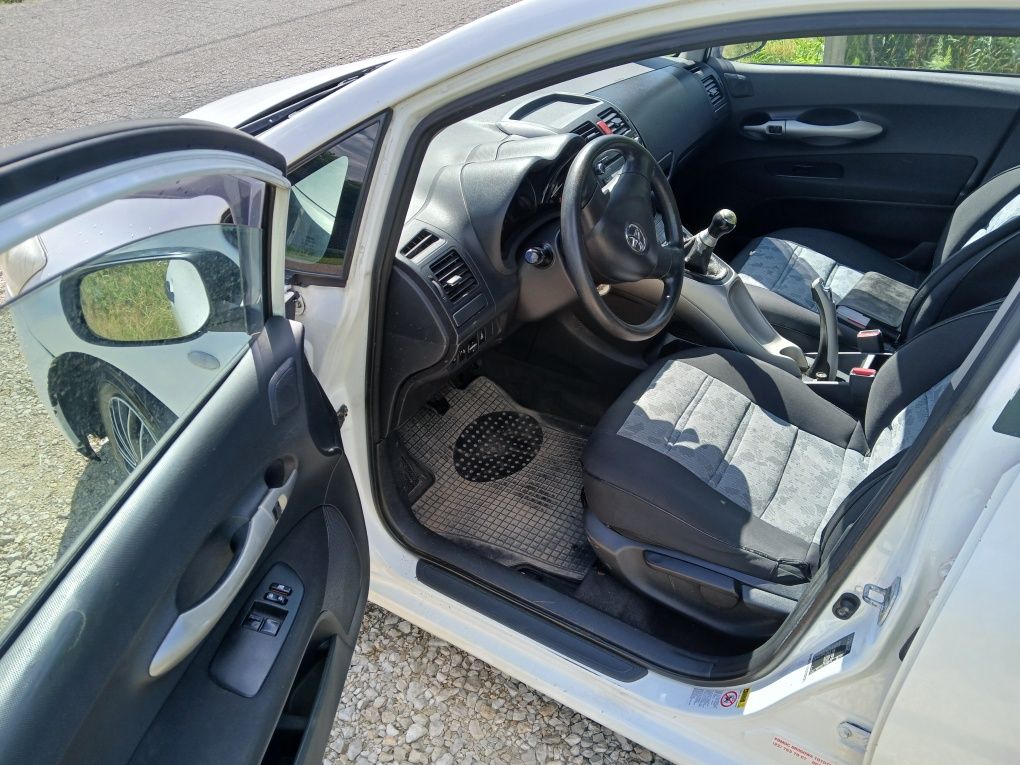 Toyota Auris 1.4 d4d _ KLIMA _ okazjaaa _