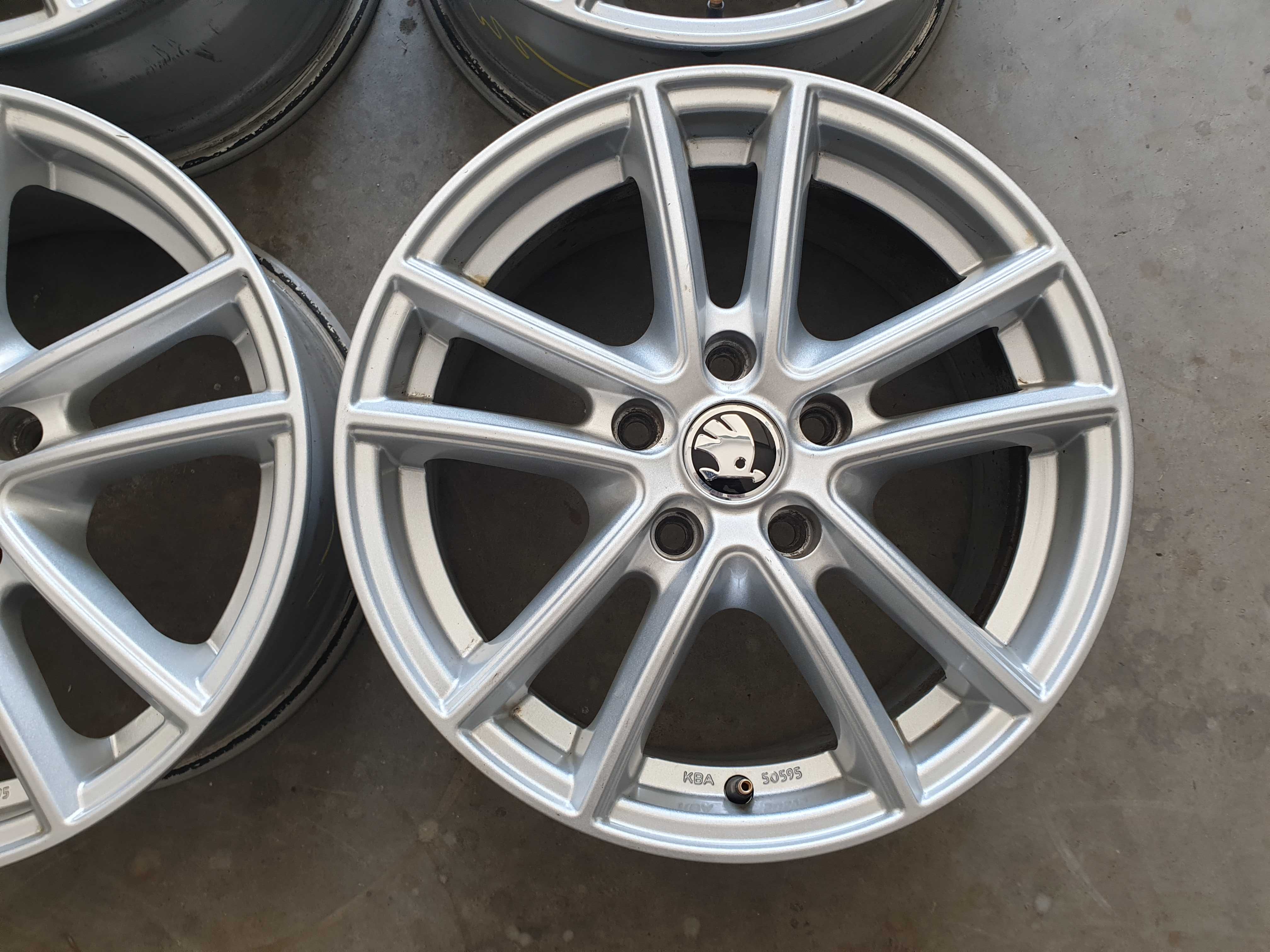 Alufelgi 16" Skoda Octavia II FL III IV VRS SuperB 5x112 Scout Karoq