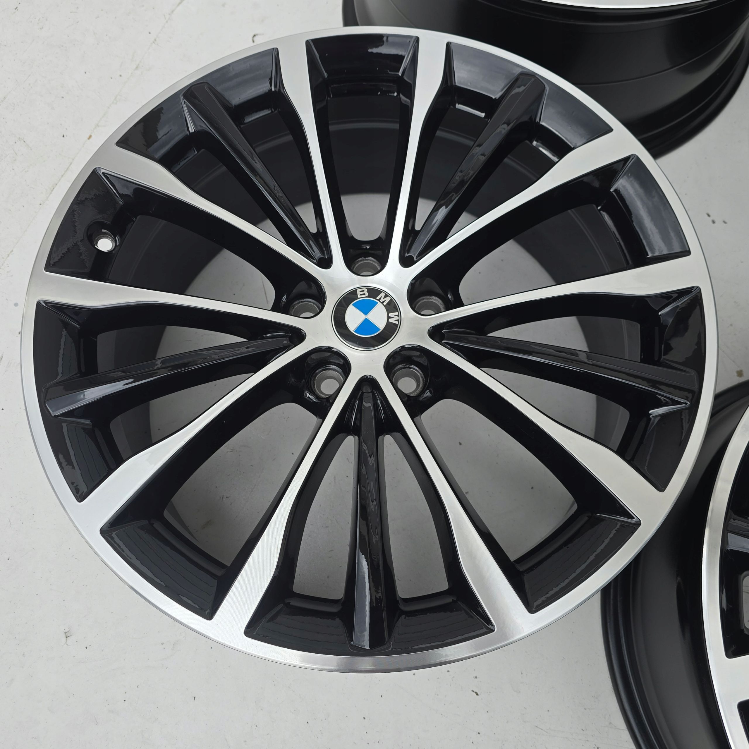 BMW 5 G30 G31 G20 G21 WZ 662M 5x112 19'' IS30 IS44 4X