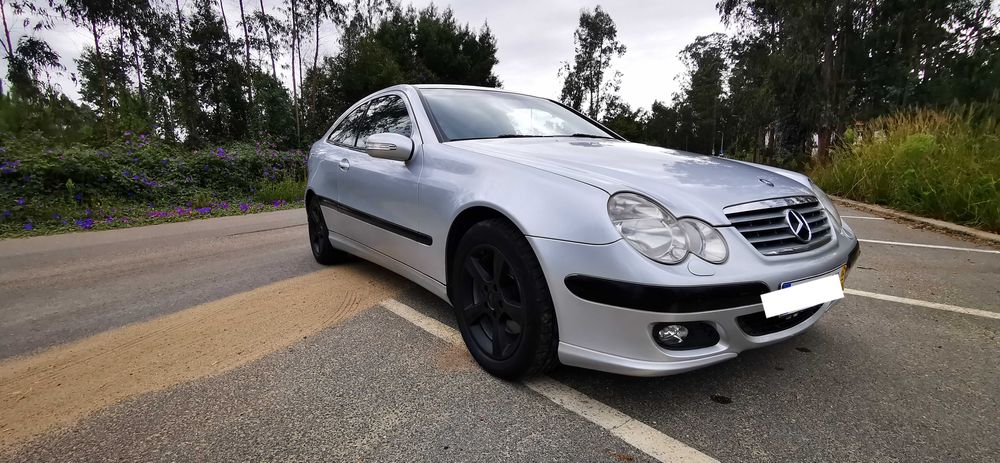 Mercedes-Benz C180 Sport Coupé Kompressor Classic Aut
