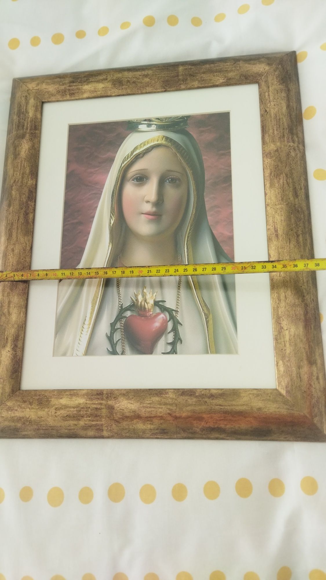 Quadros com boa moldura e vidro antireflexo
