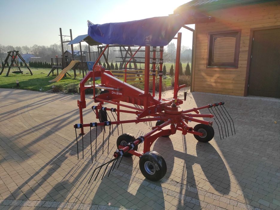 Zgrabiarka karuzelowa TANDEM 3,5m 4,2m wirnikowa WOM Metal-Technik